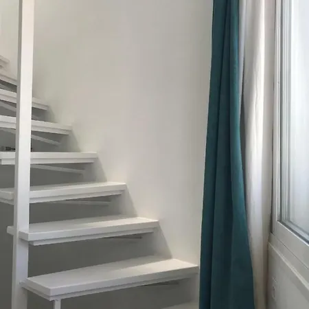 Wonderful White Appartament In Playa Americas 아파트 플라야데라스아메리카스